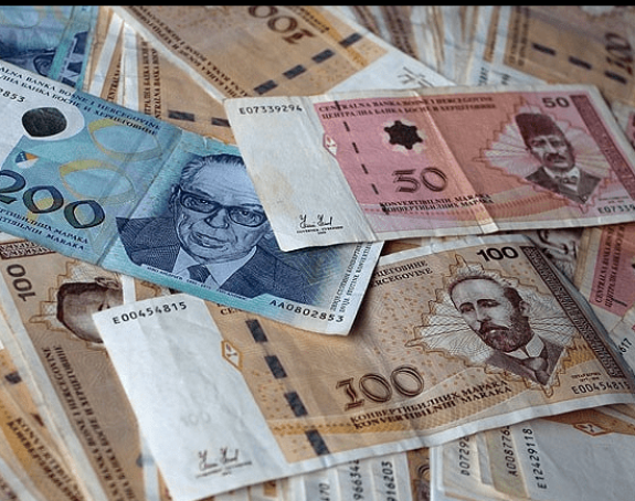 Za osam mjeseci prikupljeno 7,5 milijardi maraka