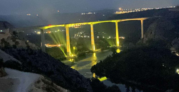 Uz vatromet svečano otvoren most Hercegovina