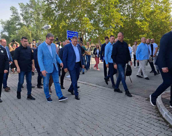 Vučić: Nastavićemo da ulažemo u Republiku Srpsku