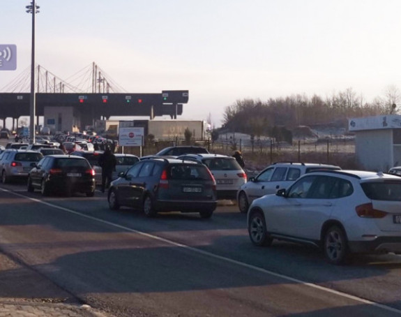 Blokirani prelazi između Kosova i Metohije i Srbije