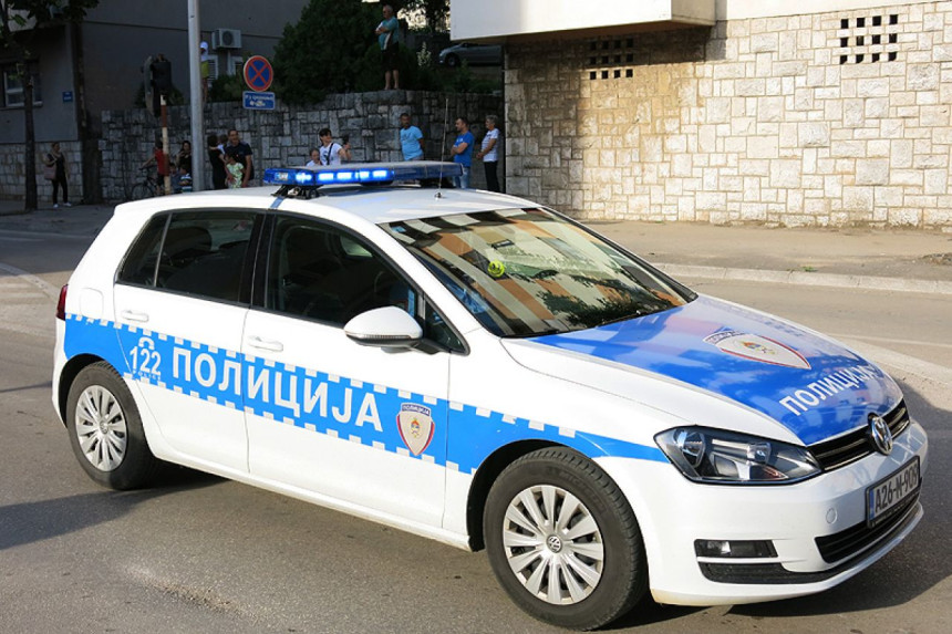 Обустављен саобраћај на путу Дервента - Прњавор
