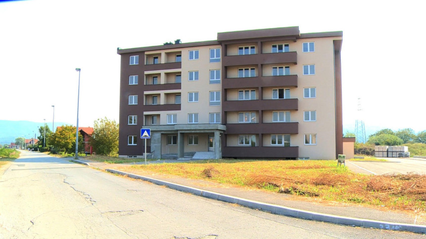 Bruka vlasti: Zbog lifta ne mogu se useliti u zgradu