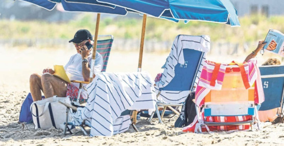 Bajden kritikovan: 532 dana odmora tokom 4 godine