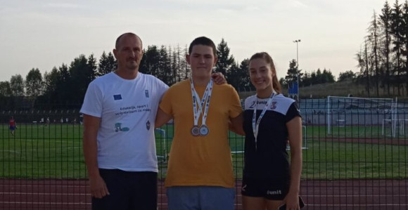 Sjajni rezultati atletičara iz Gacka, osvojili tri medalje