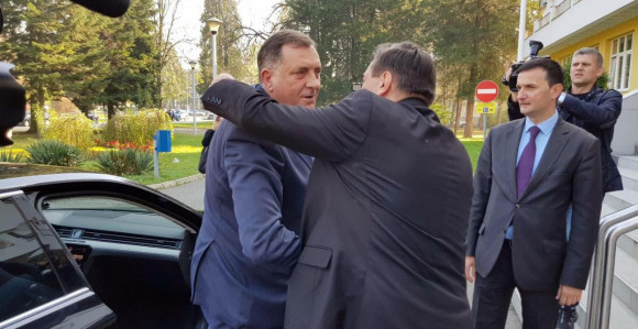 Додик открио да је Обрен Петровић његова узданица?!