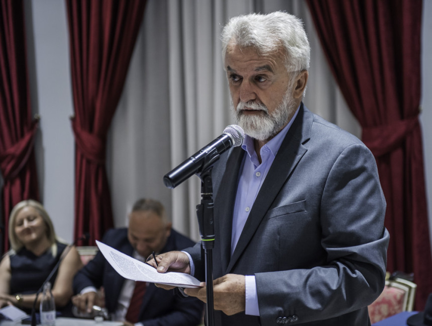 Zdravko Miovčić dobitnik nagrade "Aleksa Šantić"