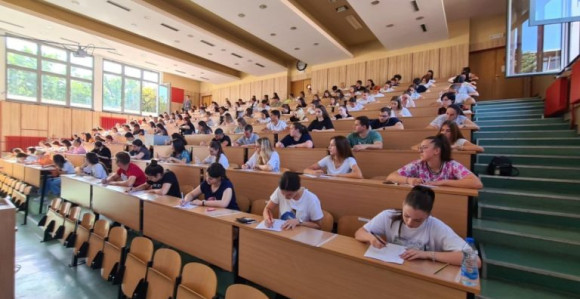 Prirodne nauke na izdisaju: Ne upisuju se fizika i biologija