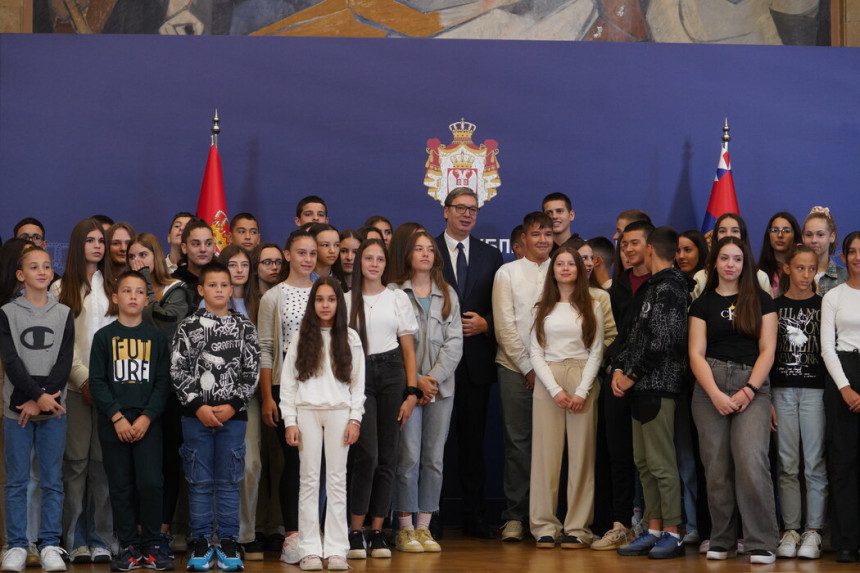 Вучић: Јединство највећа снага српског народа
