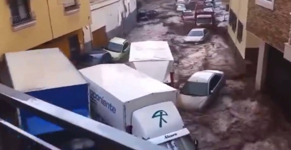 Dramatični prizori: Pukla brana u Poljskoj (VIDEO)