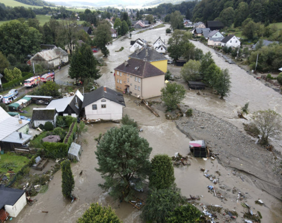 Чешка: У поплавама једна особа страдала, седам нестало