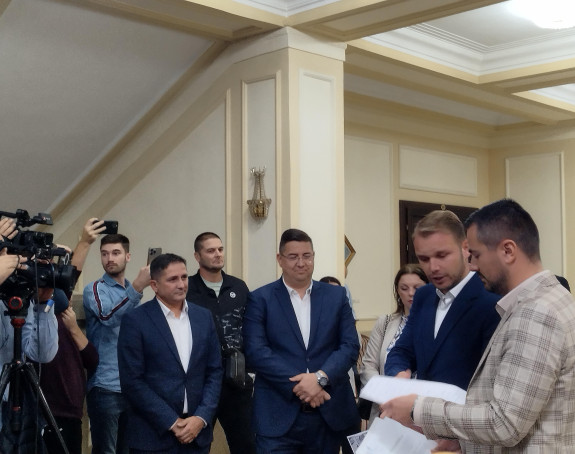 Станивуковић: Корупција и лоповлук у Градском гробљу