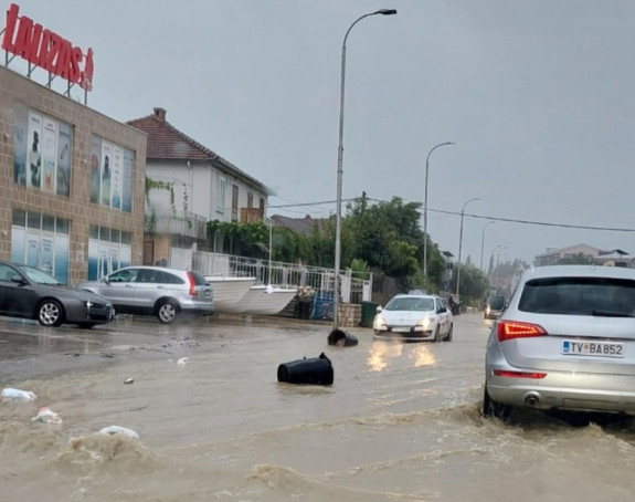 Obilne padavine izazvale poplave u Crnoj Gori