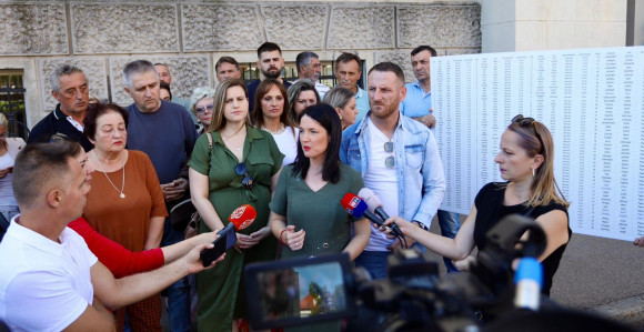 Склопљено преко 300 уговора о раду у Градској управи БЛ