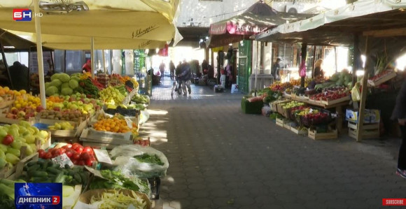 Novi udar na džep: Poskupljuje voće, povrće, brašno...
