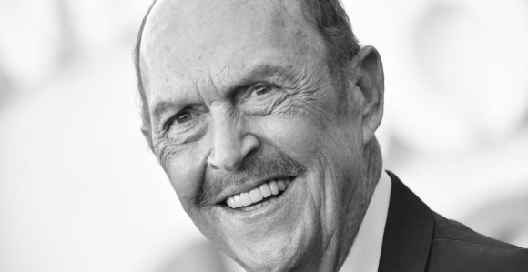 Preminuo glumac Dejvid Ešton