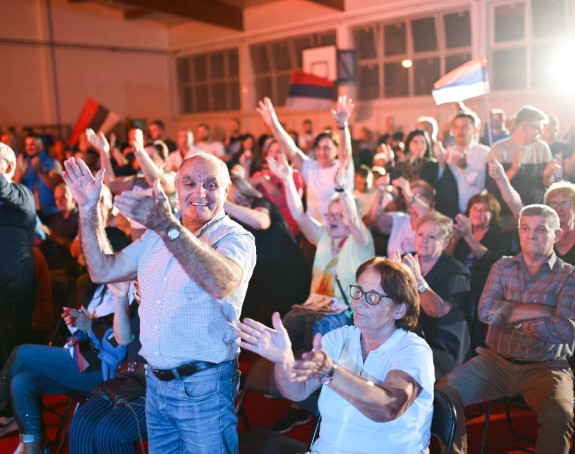 Предизборна трка: Ниски ударци, обећања, кривичне пријаве