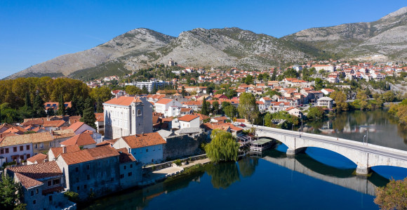 Trebinje: Uhapšena grupa migranata - napali djevojčicu