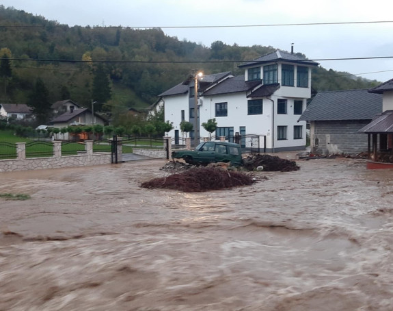 Apokaliptične scene u Kiseljaku: Poplave napravile haos