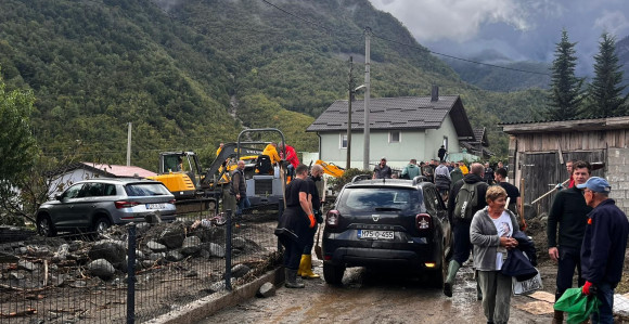 Selo Zlate kod Jablanice: Ovo je horor (VIDEO)