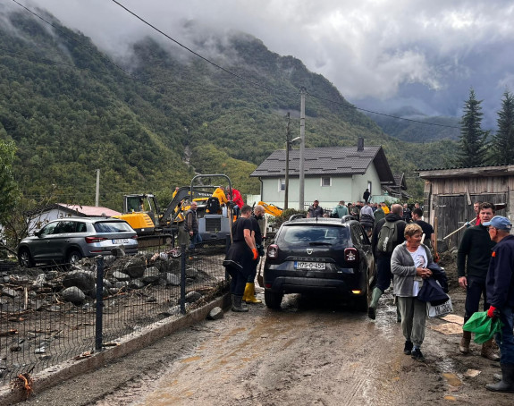 Selo Zlate kod Jablanice: Ovo je horor (VIDEO)