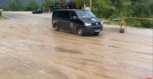 Novo klizište na magistralnom putu u Jablanici (VIDEO)