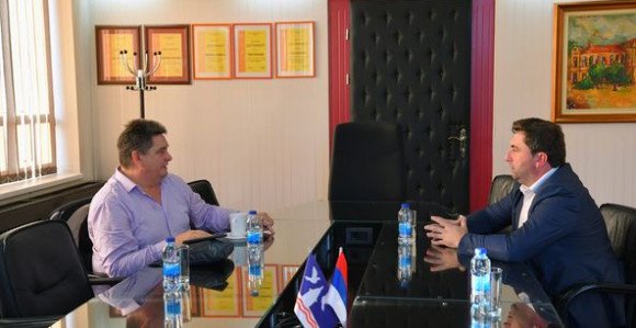 Petrović pozvao na kafu i piće sve protivkandidate