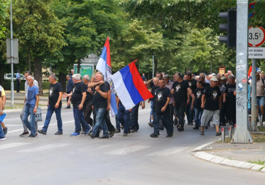 Ratni veterani (ni)su odustali od protesta?