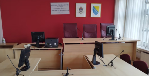 Српској пријети потпуна анархија због штрајка адвоката