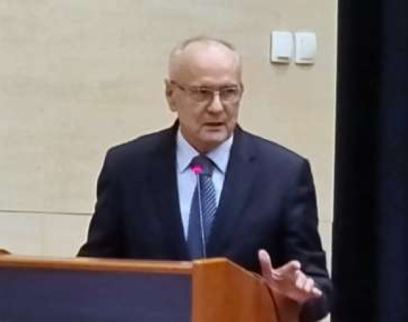 И пензионери Српске дигли глас за одбрану Додика