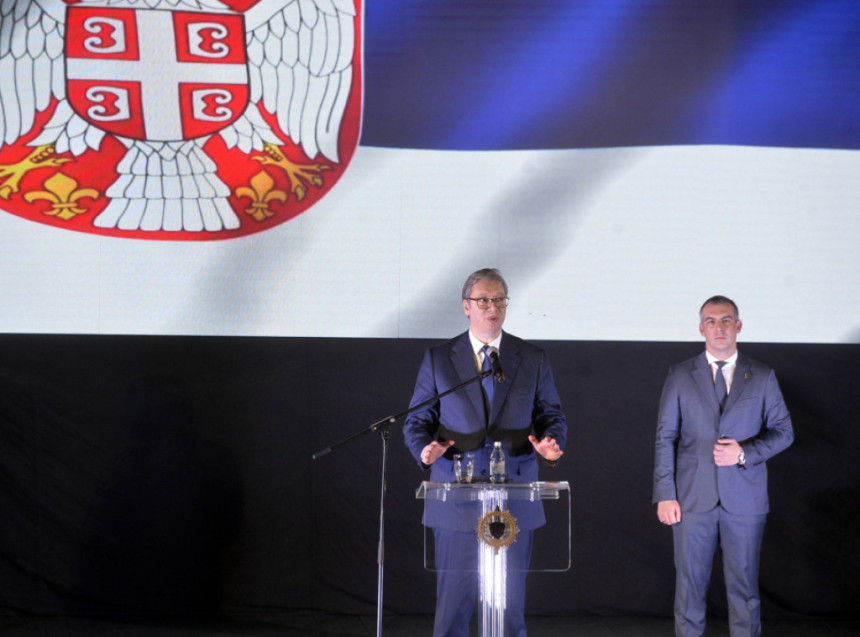 Nikad veći pritisak službi da skrenu SRB sa pravog puta