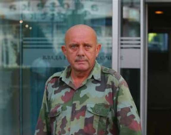 Starješine ustale u odbranu lika, djela i miliona vođe