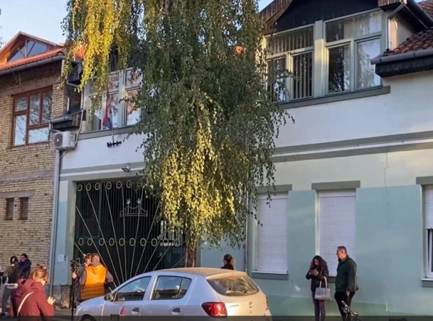 Pritvor za dječaka (14) koji je povrijedio drugaricu