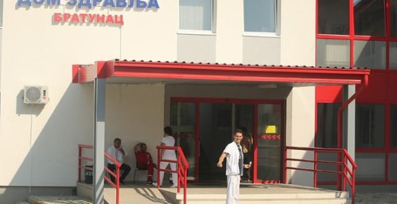 Na čekanju status službenog lica za ljekare i medicinare