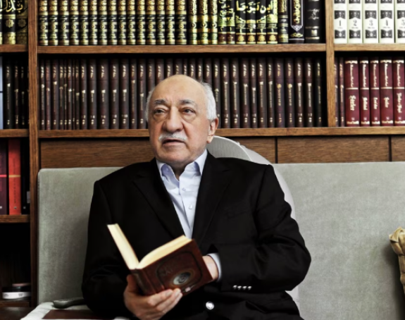 Preminuo Fetulah Gulen - najveći protivnik Erdogana