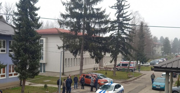 Ljekar u bolnici napadnut nožem, pacijent uhapšen
