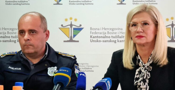 Vrše se provjere da li ekstremi stoje iza maloljetnika