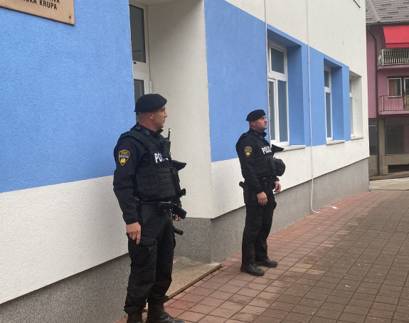 Maloljetnik koji je ubio policajca bio i predsjednik razreda