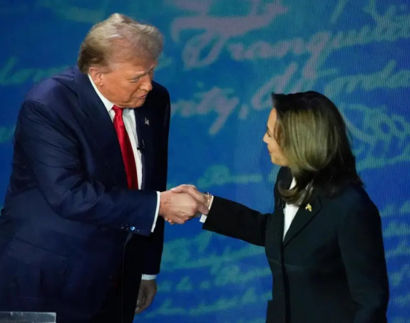 Ко стоји иза лажног видеа уништавања гласова за Трампа?