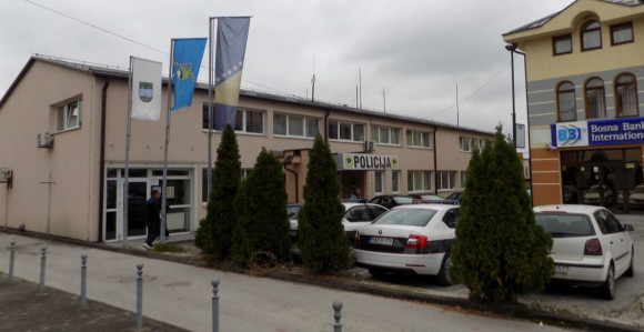 Prijetio da će u vazduh dići školu i policijsku stanicu