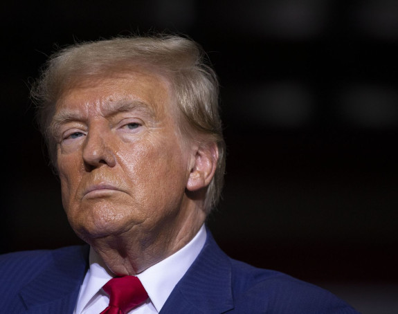 Donald Tramp: Poštuju me jer sam j**eno lud