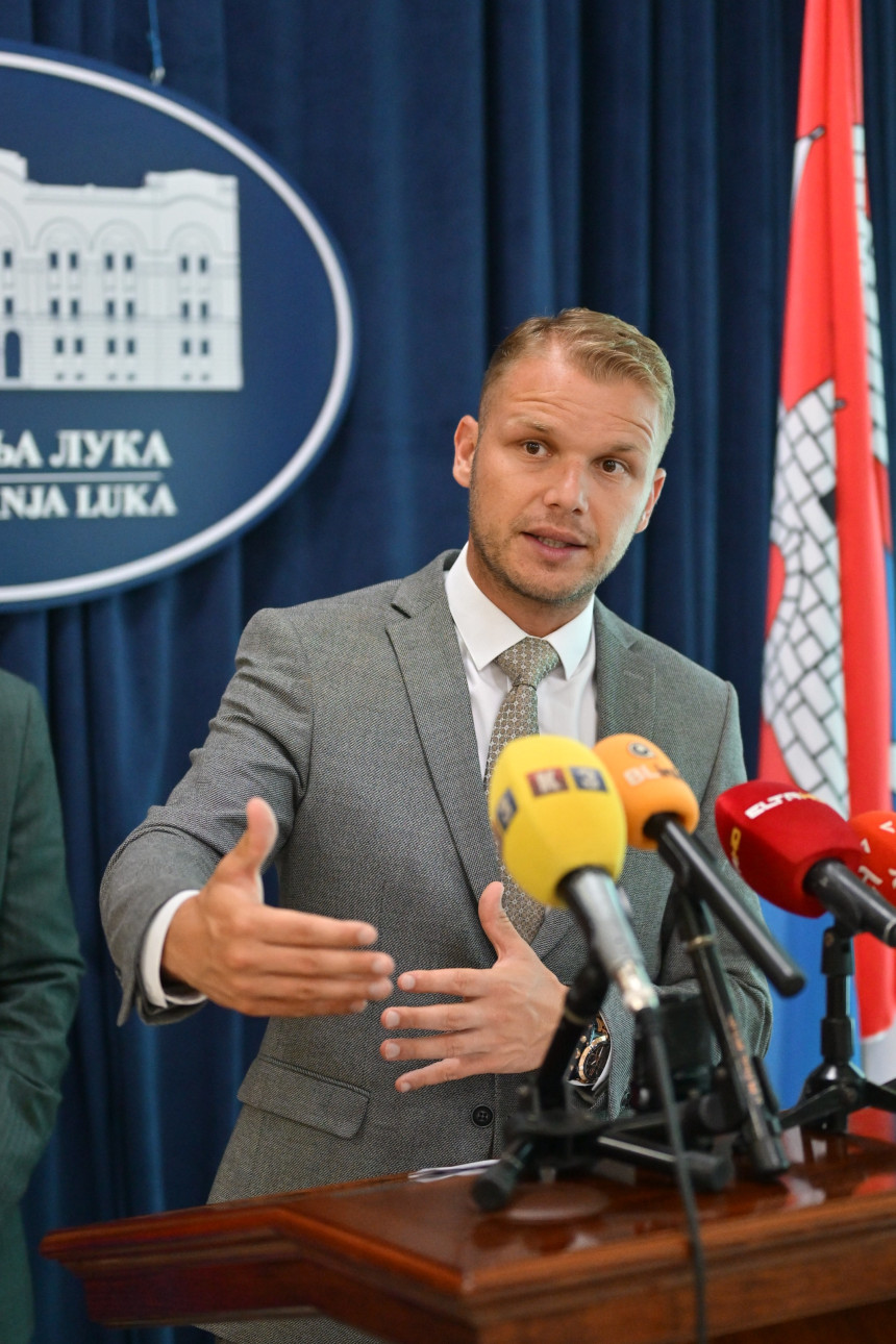 Gradonačelnik traži vanrednu sjednicu Skupštine Grada