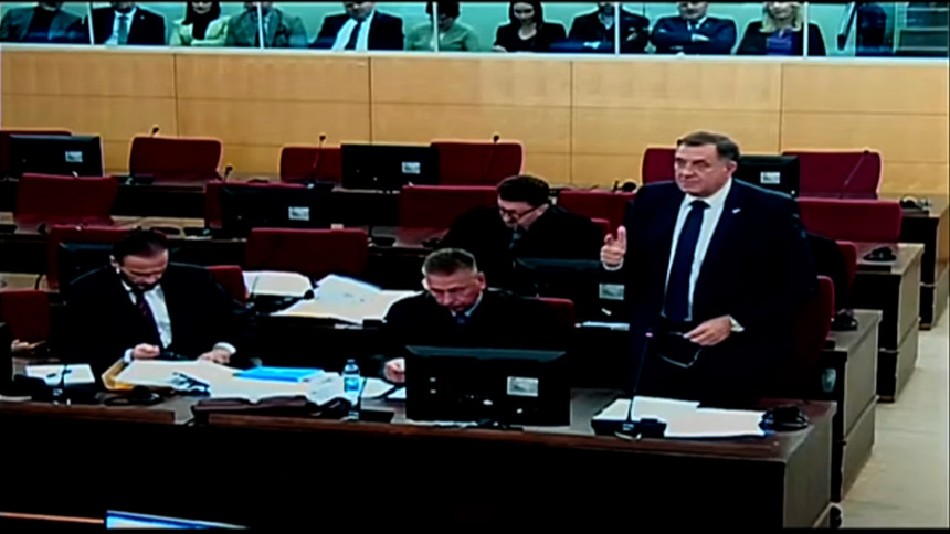 Pogledajte video snimak sa suđenja Dodiku i Lukiću