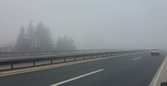 Smanjena vidljivost zbog mjestimično guste magle