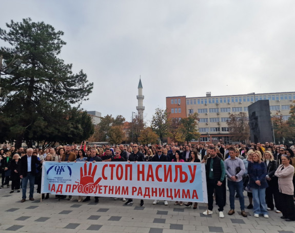 U Bijeljini protest: "Nedopustivo nasilje nad prosvjetarima"