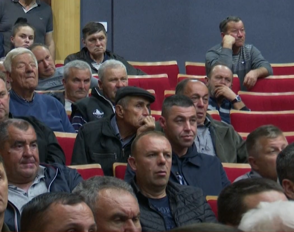 Vlada ne uplaćuje novac, najavljena kolektivna tužba