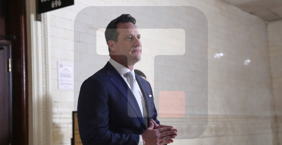 Mask ponovo preskočio suđenje o nagradnoj igri