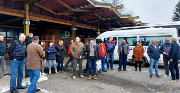 Prijedor: Radnici "Autotransporta" stupili u štrajk