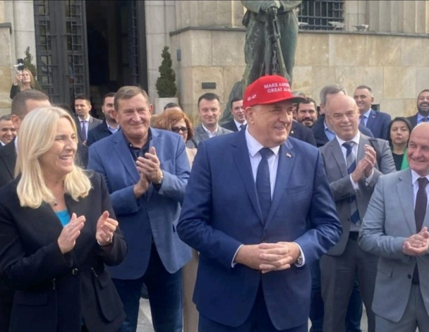 BL: Slavlje ispred Palate povodom pobjede Trampa
