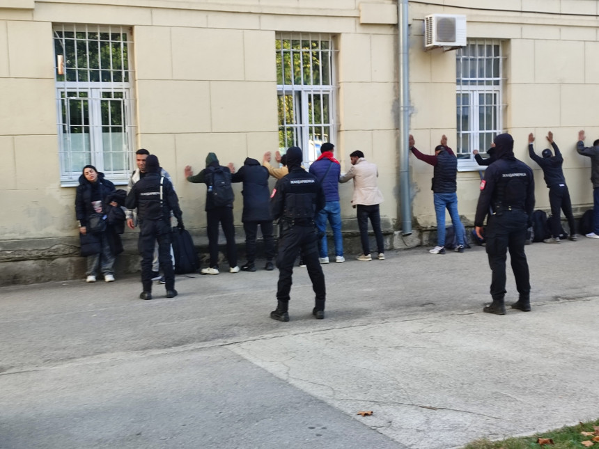 Uhapšeni migranti na području opštine Gacko (FOTO)