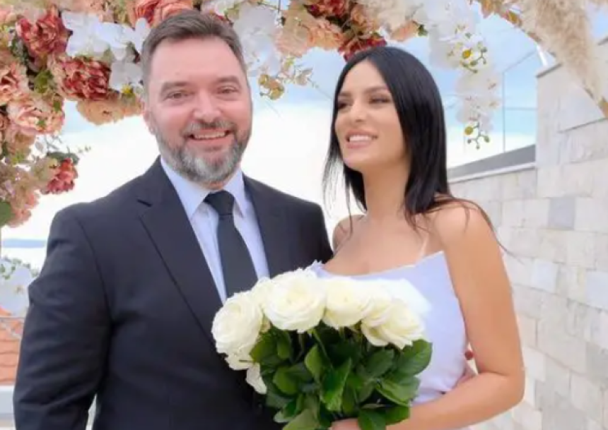Košarac u Italiju na sajam vodi suprugu kao člana delegacije